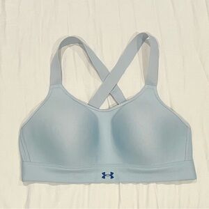 Under Armour Women's Sky Blue Fitted Sports Bra Medium